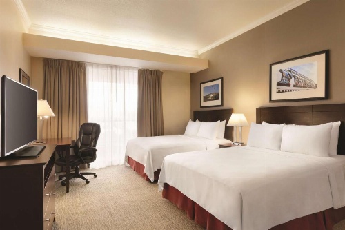 Radisson Hotel Fresno Conference Center image 10